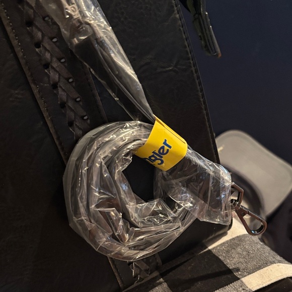 Wrangler Black Tote with Braided Accents - Picture 8 of 9